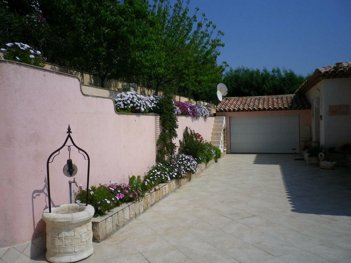 Appartement La Bastide Fleurie à Cavalaire-sur-Mer Extérieur photo